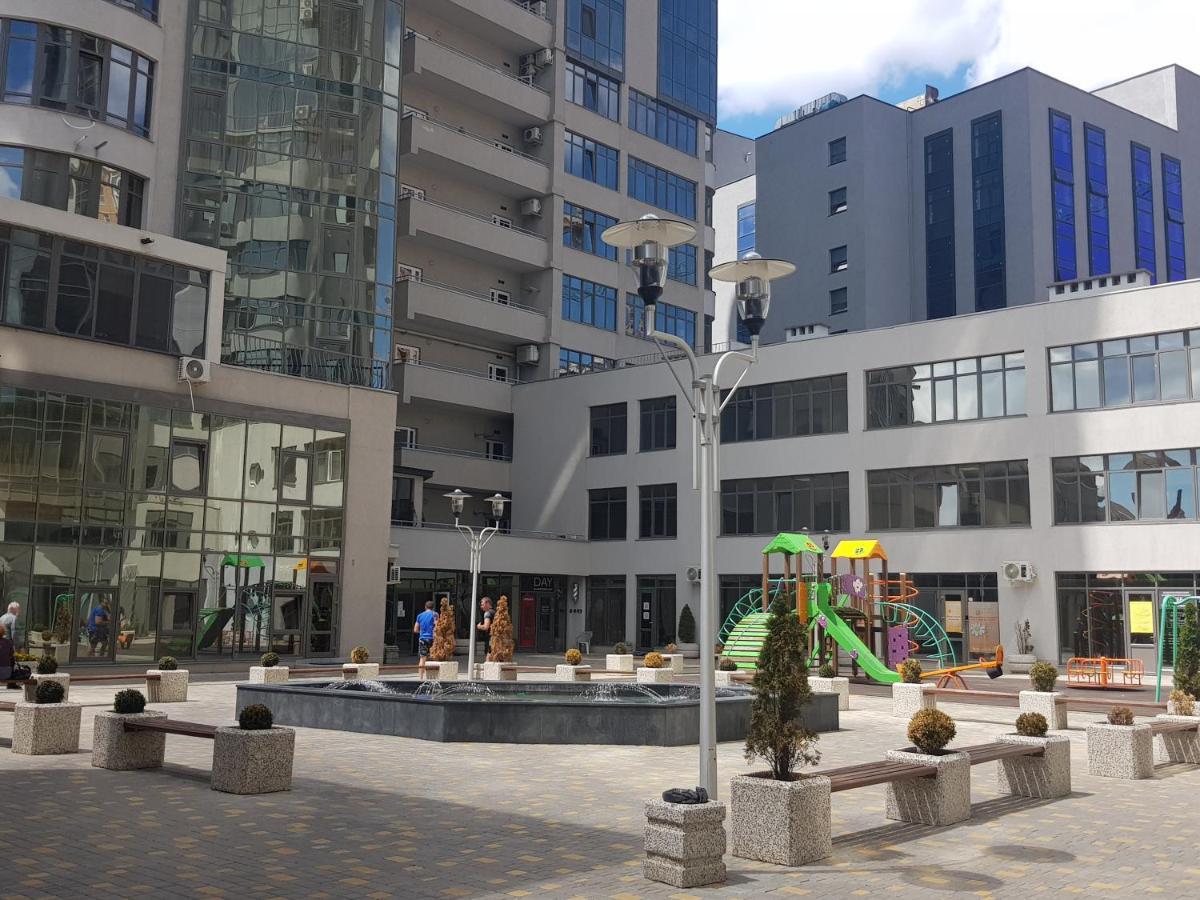 Apartment Arcadia- Gagarin Plaza 5/2