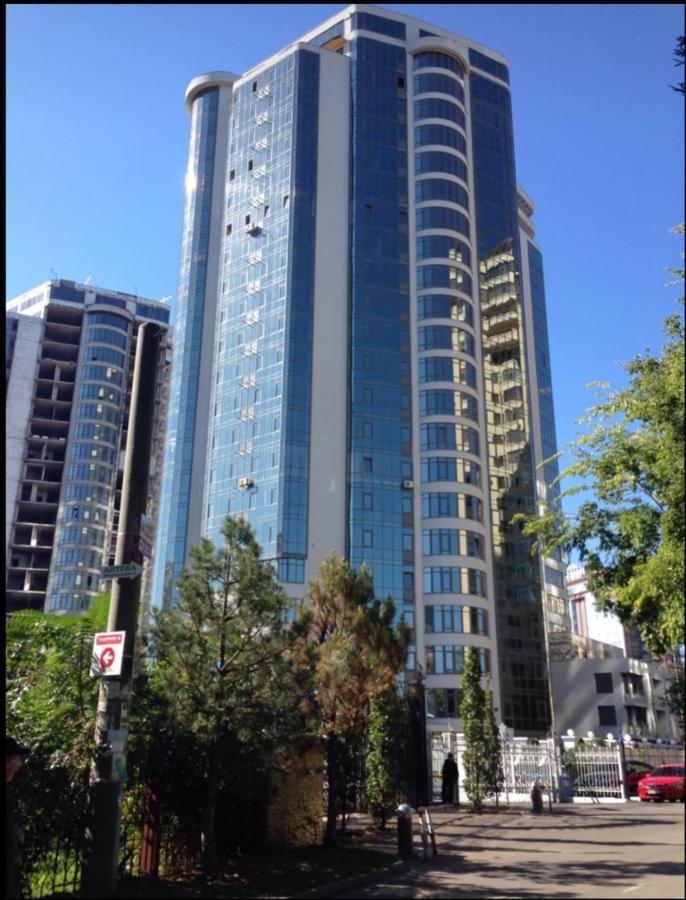 Arcadia- Gagarin Plaza 5/2 Apartment