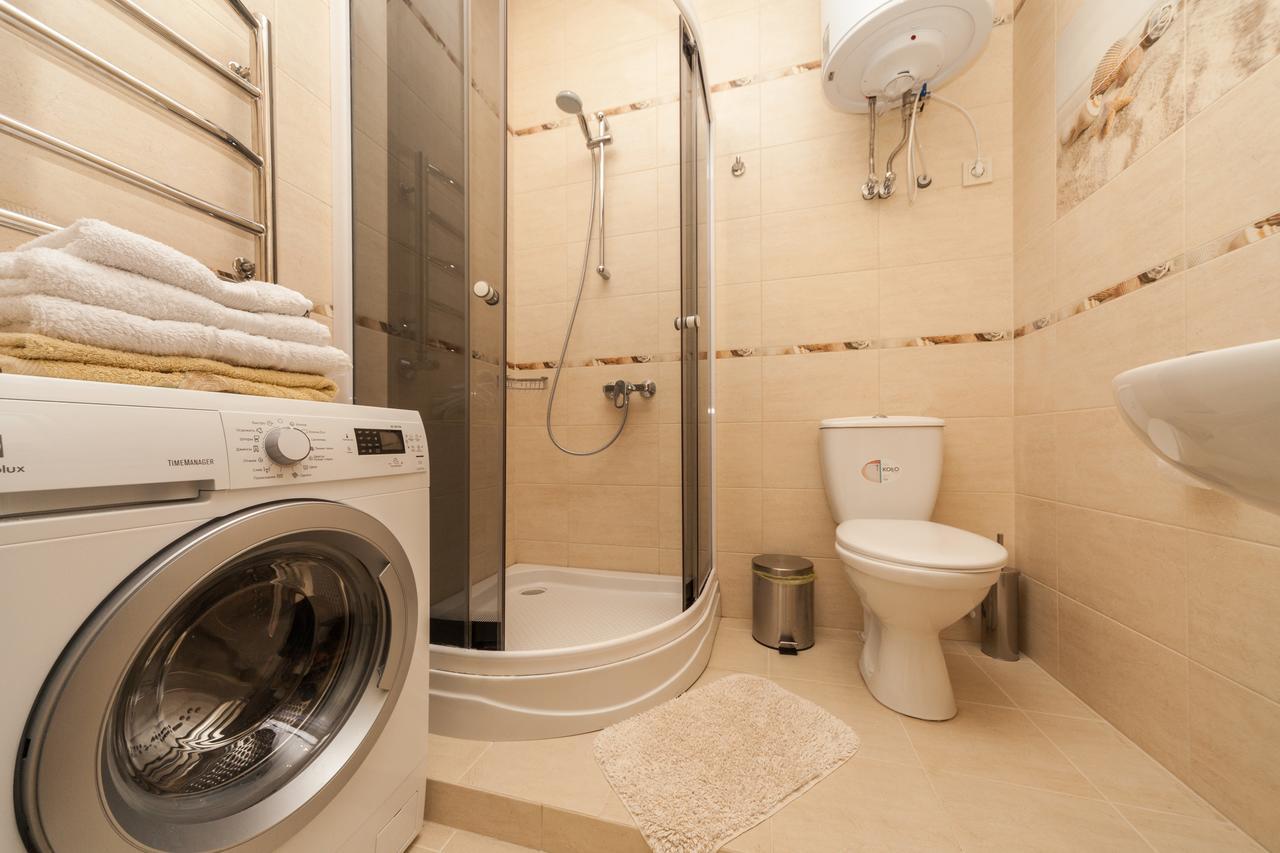 Arcadia- Gagarin Plaza 5/2 Apartment *