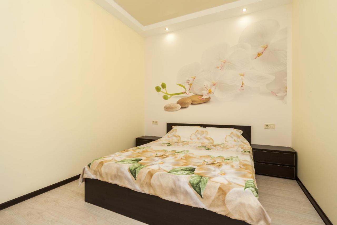 Arcadia- Gagarin Plaza 5/2 Apartment